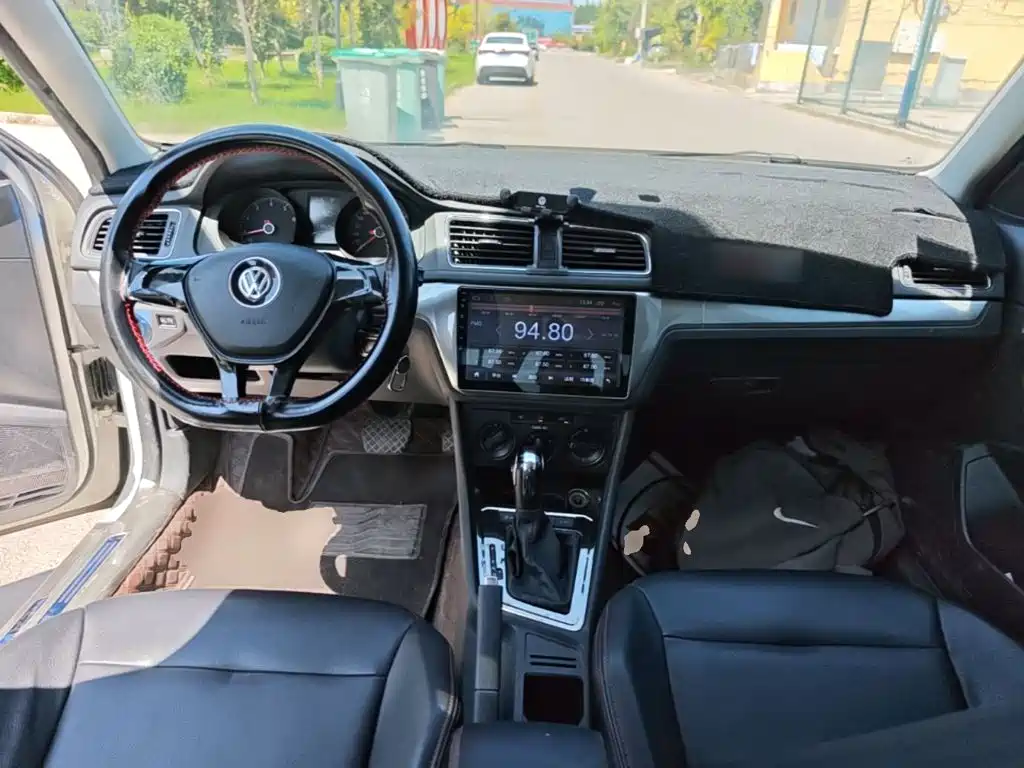 Volkswagen Lavida — миниатюра 10