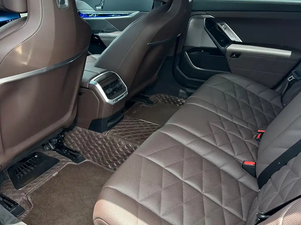 BMW 7 Series 7 2023 735Li M Sport