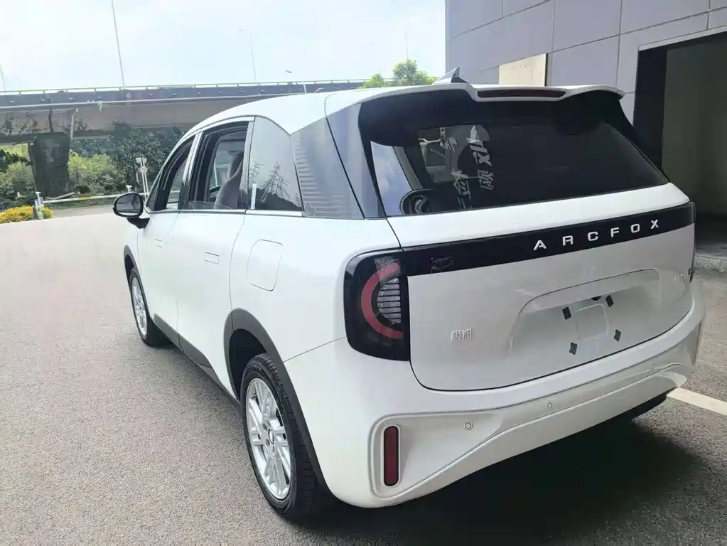 ARCFOX S — миниатюра 7