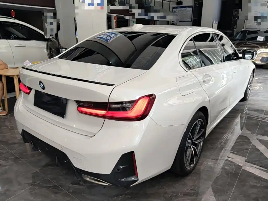 BMW 3 Series — миниатюра 7