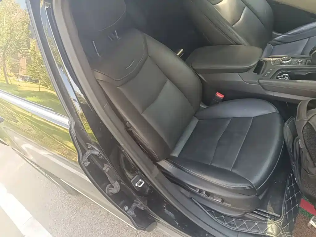 Cadillac XT5 — миниатюра 25
