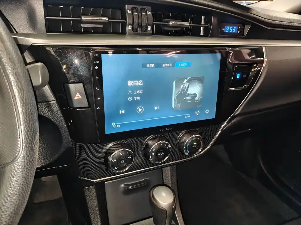 Toyota Corolla — миниатюра 14