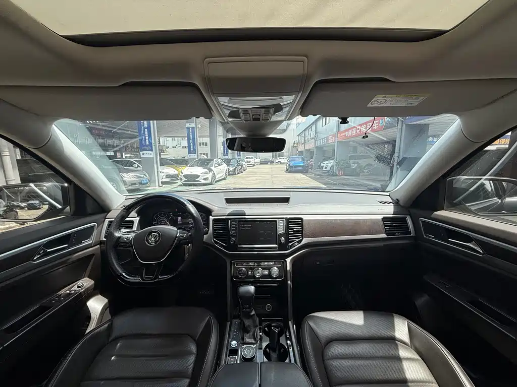 Volkswagen Teramont — миниатюра 10