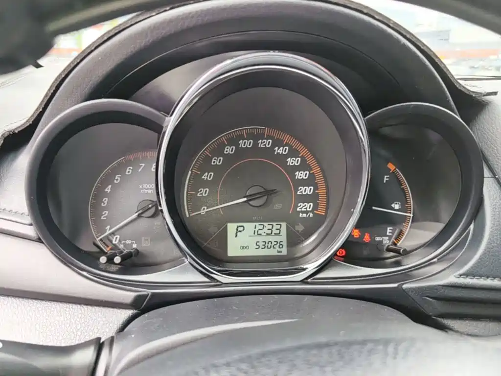 Toyota Yaris L — миниатюра 12