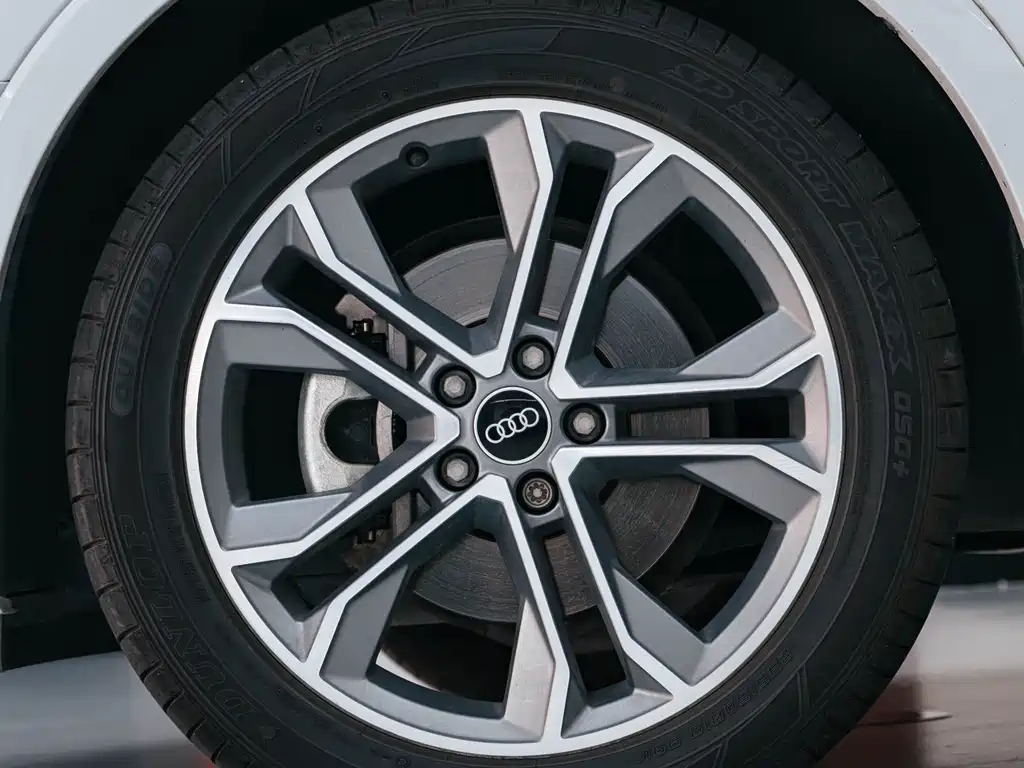 Audi Q3 — миниатюра 24