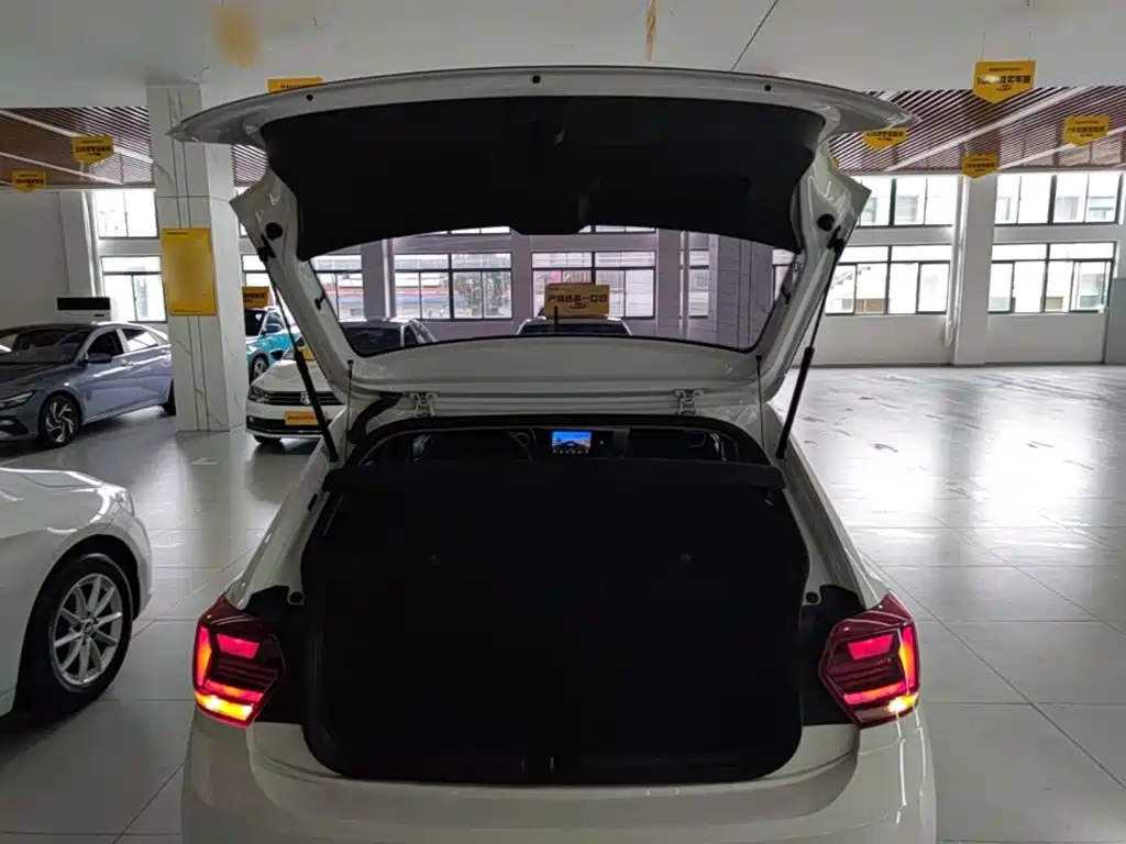 Volkswagen Polo — миниатюра 19
