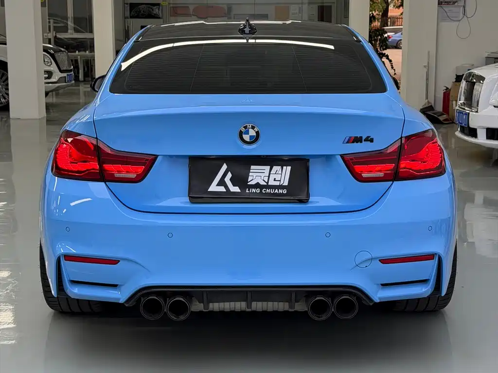 BMW M4 — миниатюра 8