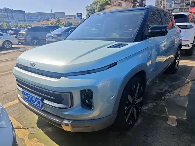 2023 Geely Icon