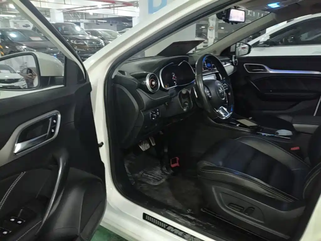 MG MG6 — миниатюра 16