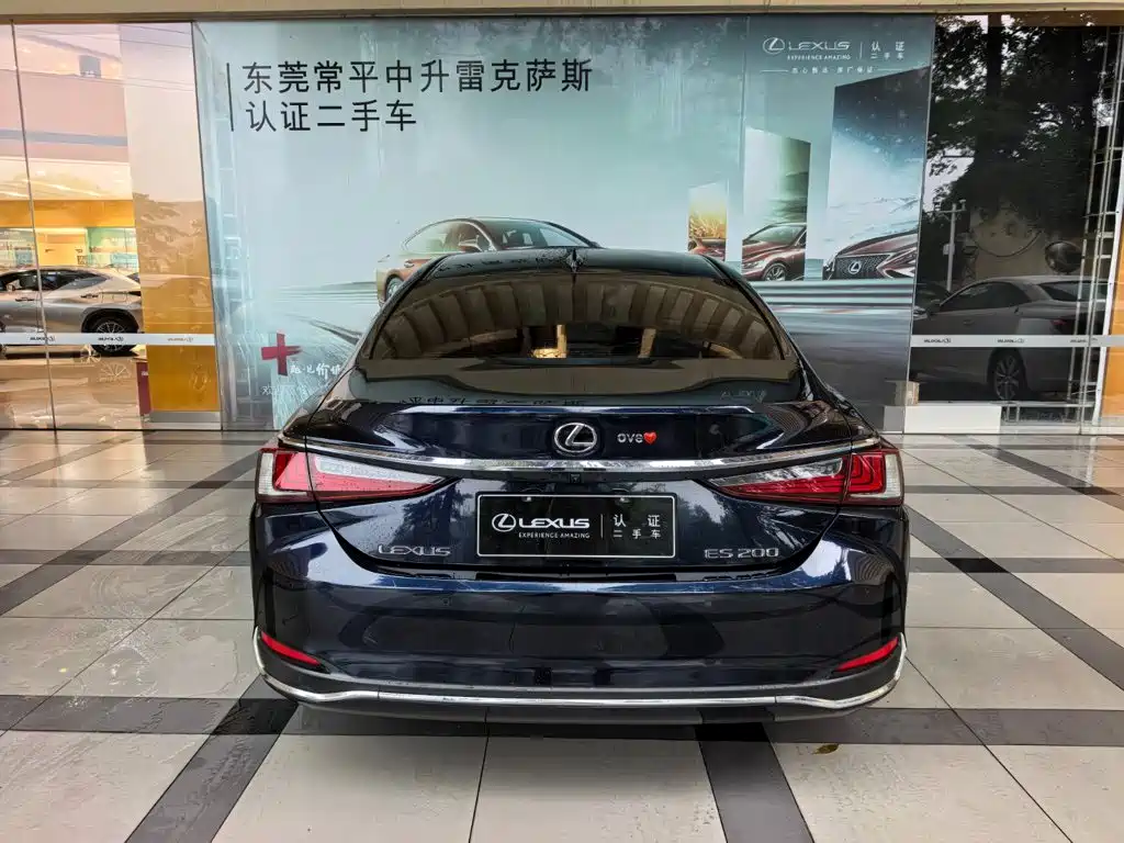 Lexus ES — миниатюра 3