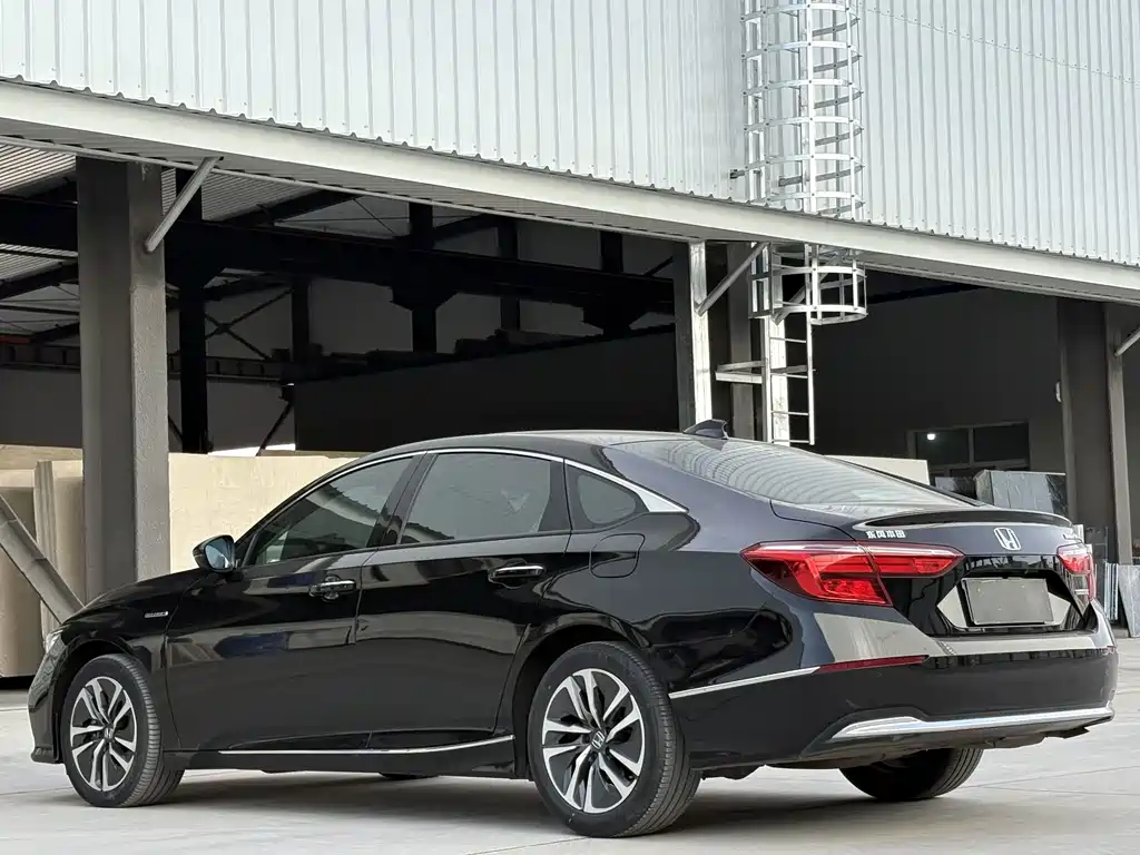 Honda Inspire — миниатюра 8