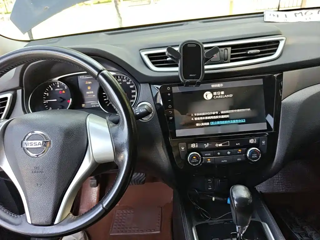 Nissan X-Trail — миниатюра 10