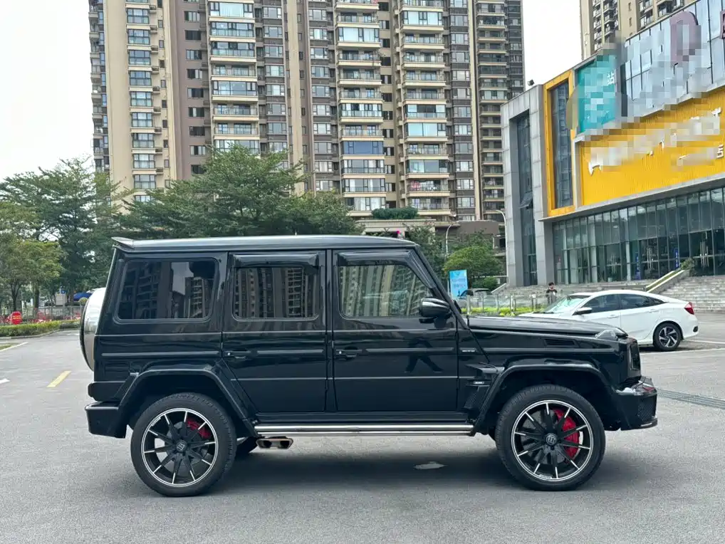 Mercedes-Benz G-Class — миниатюра 11