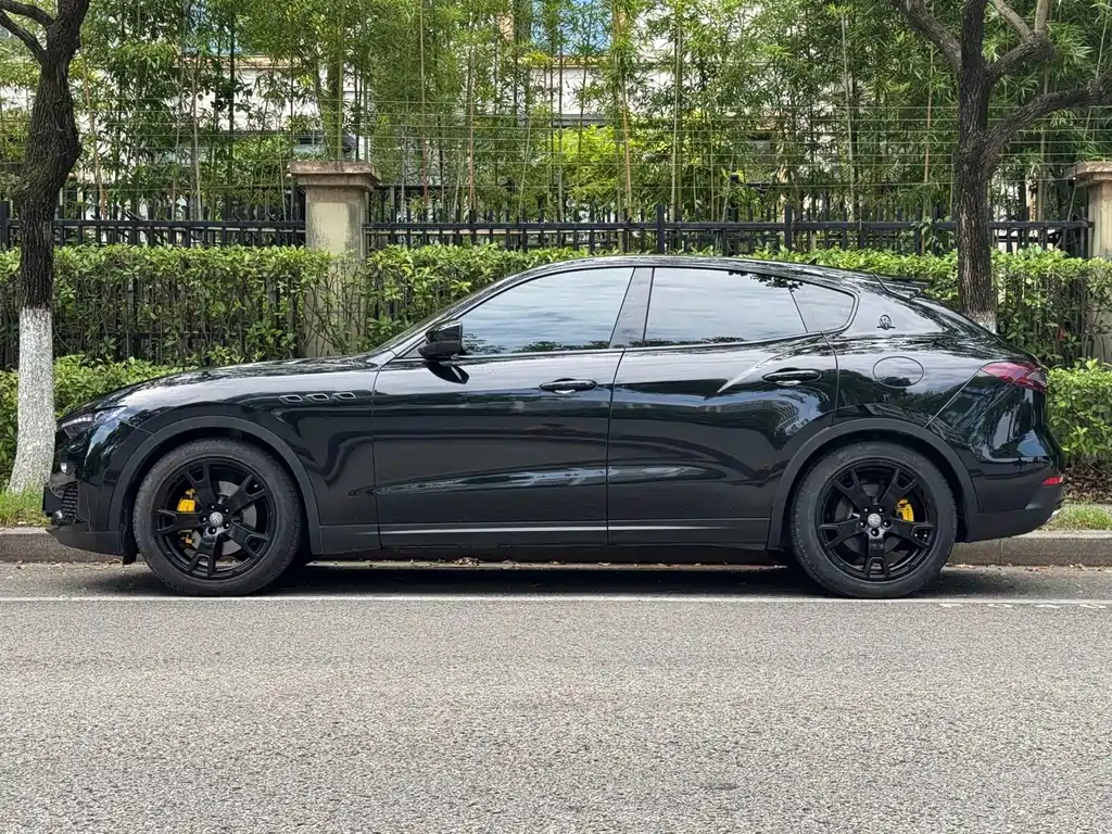 Maserati Levante — миниатюра 3
