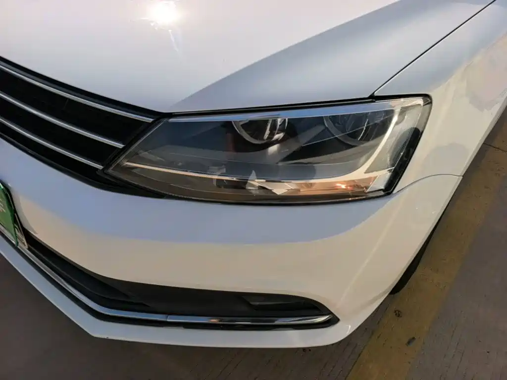 Volkswagen Sagitar — миниатюра 24