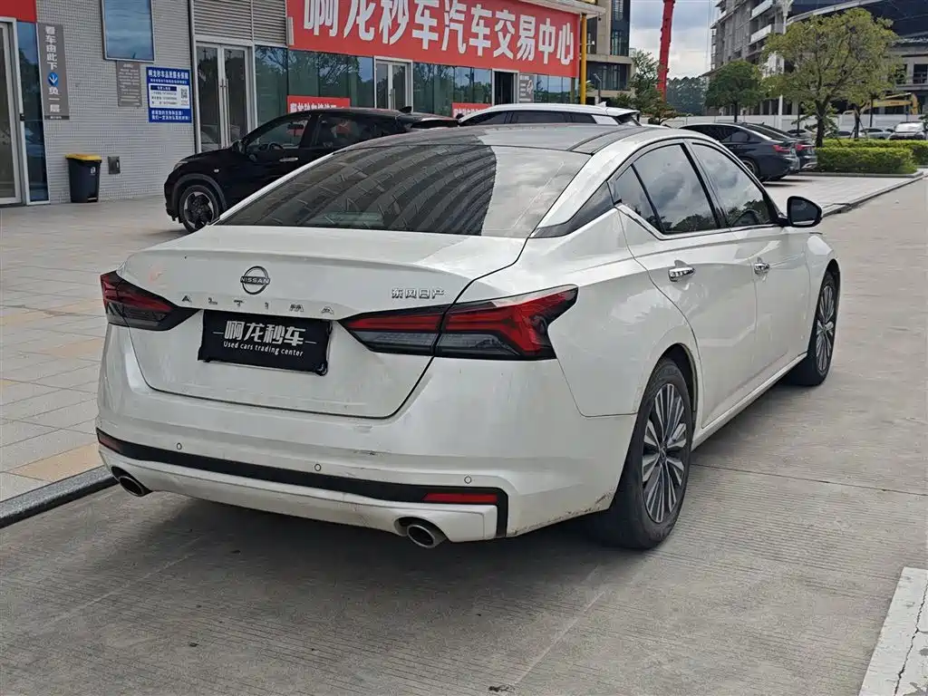 Nissan Teana — миниатюра 5