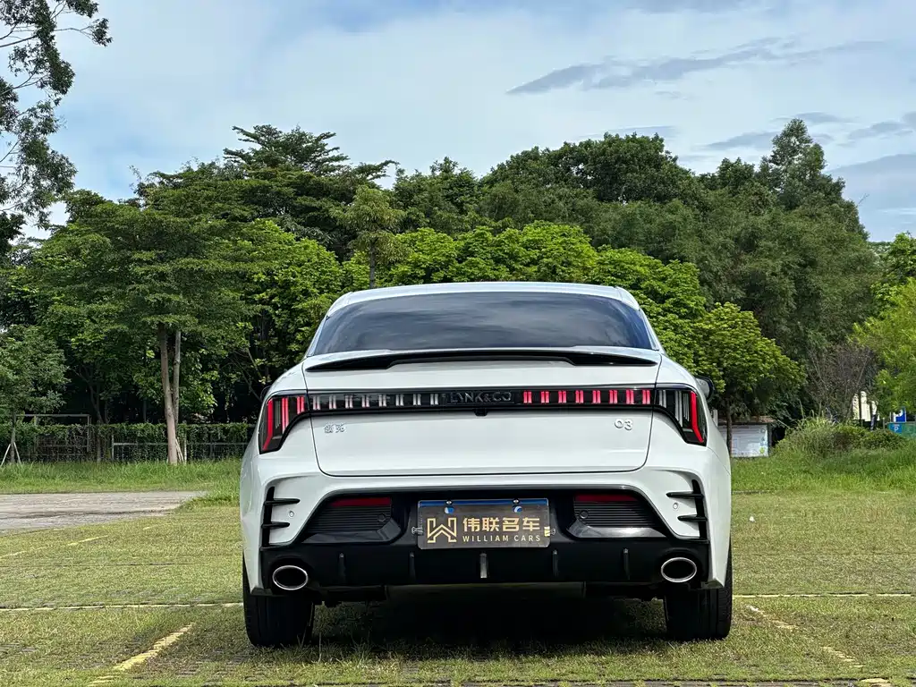 Lynk & Co 03 — миниатюра 5