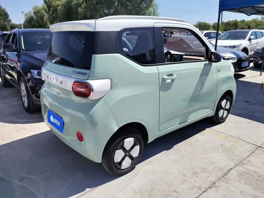 Wuling MINIEV — миниатюра 3