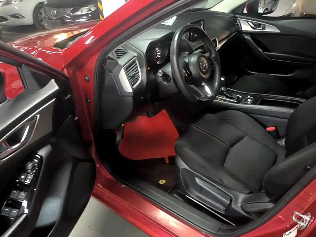 Mazda 3 Axela — миниатюра 16