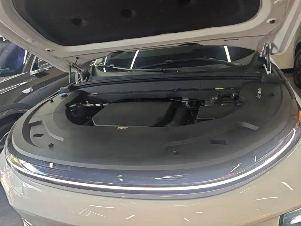 Li Auto Li L7 — миниатюра 20