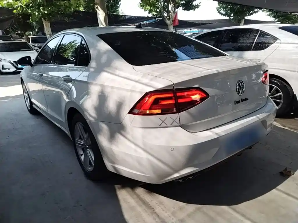 Volkswagen Lamando — миниатюра 5