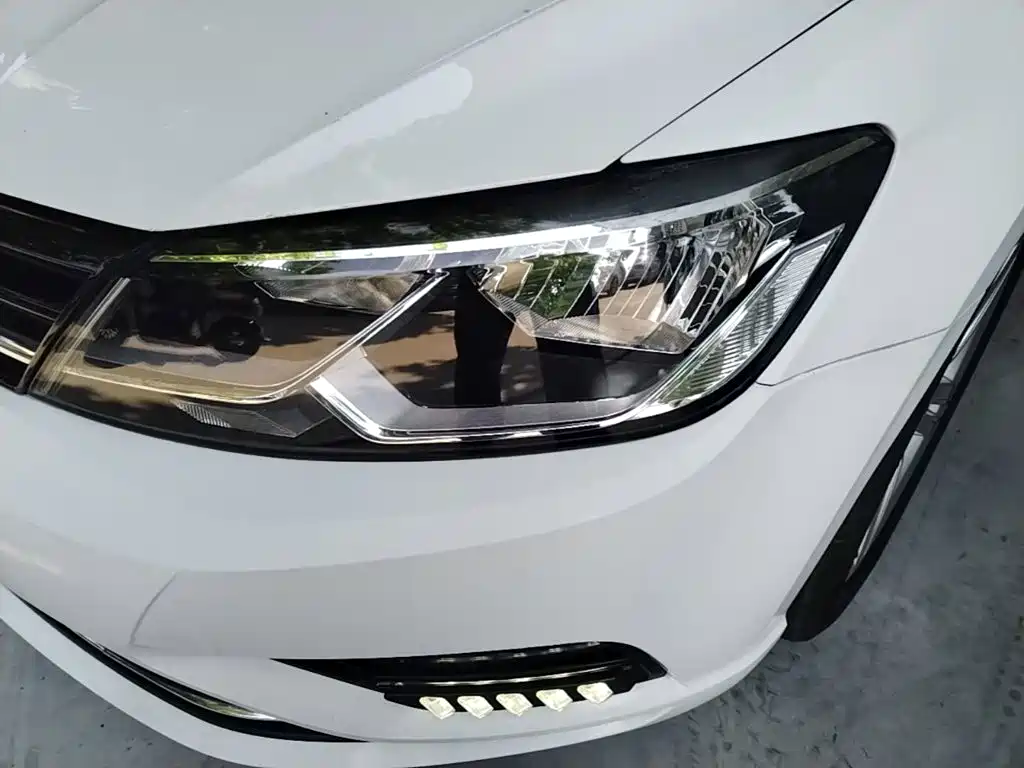 Volkswagen Lamando — миниатюра 24