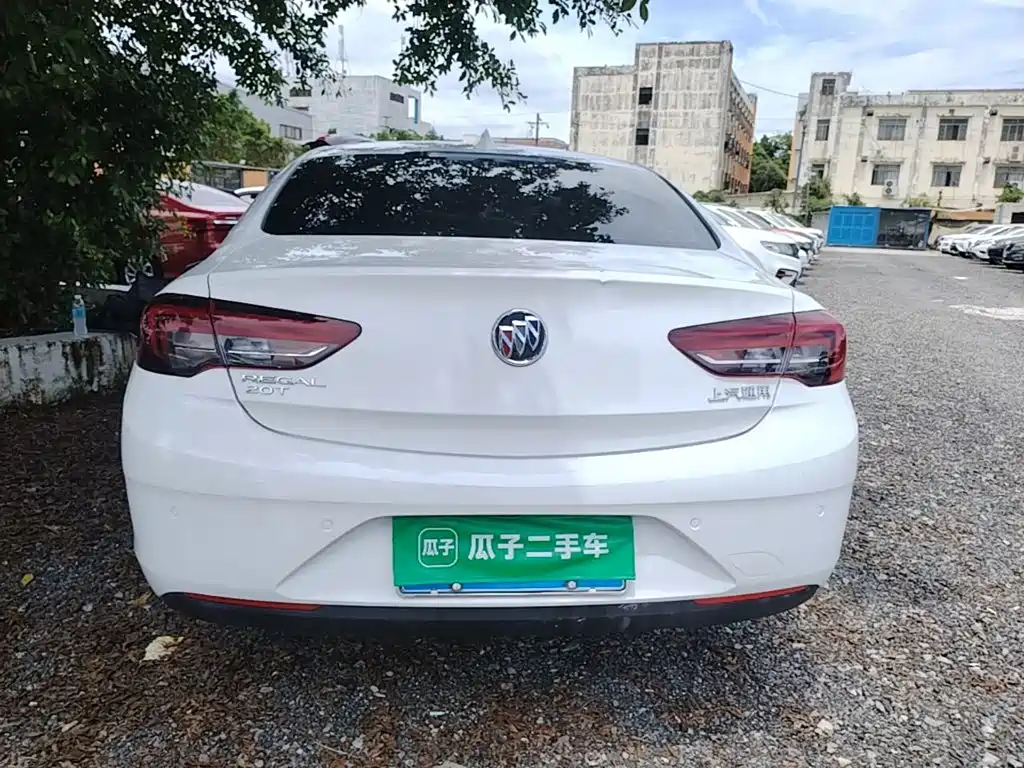 Buick Regal — миниатюра 6