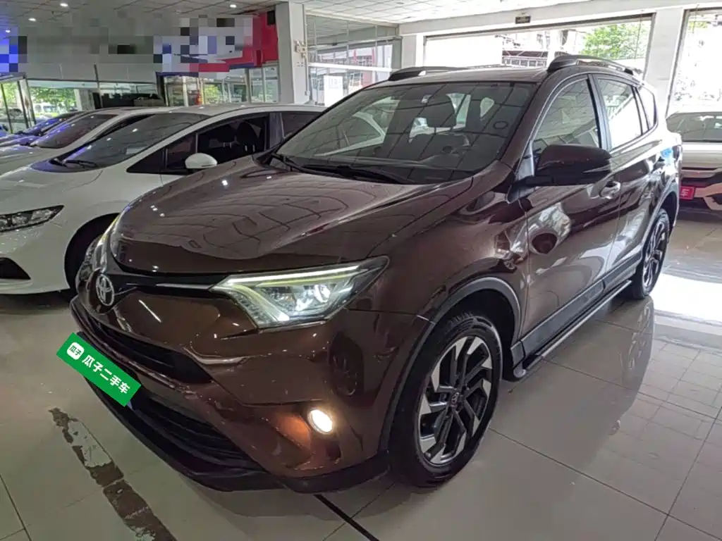 Toyota RAV4 — миниатюра 2