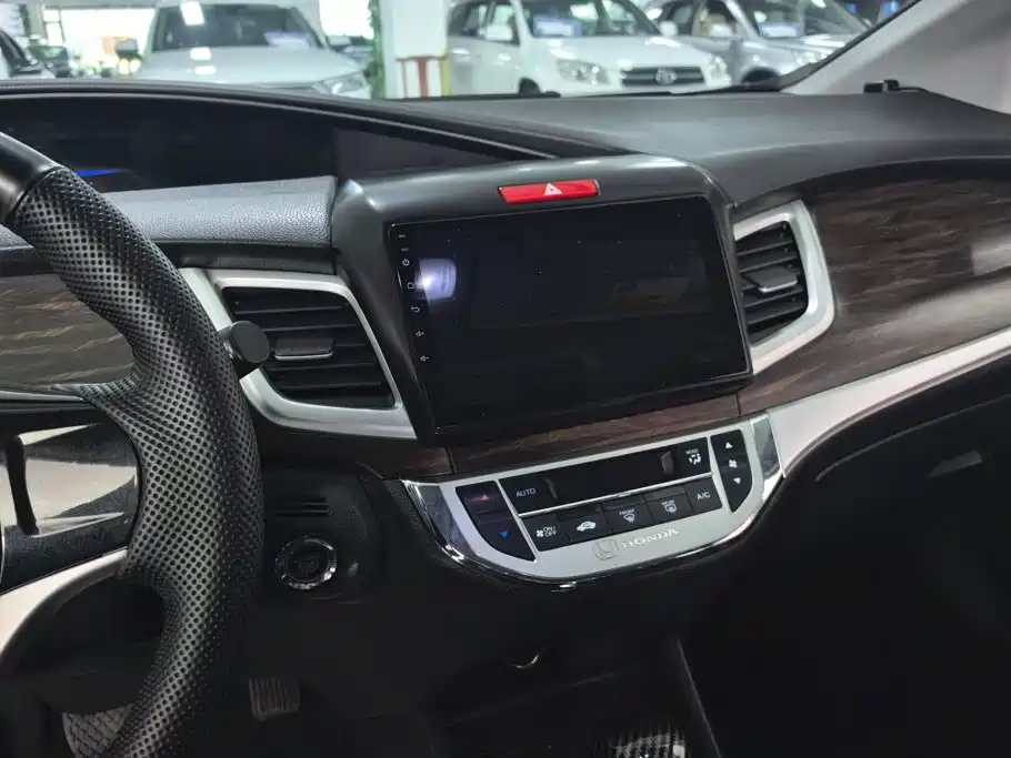 Honda Jade — миниатюра 13