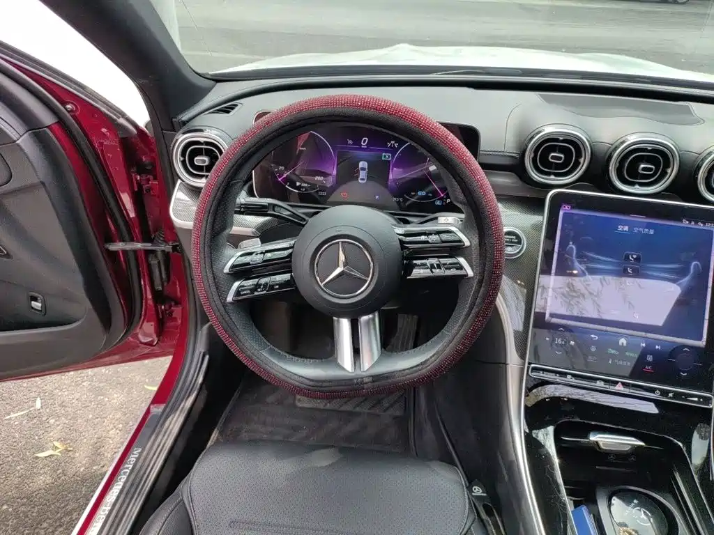 Mercedes-Benz C-Class — миниатюра 3