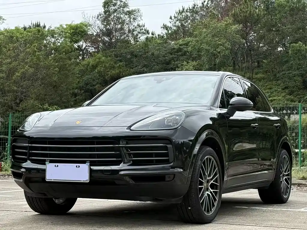 Porsche Cayenne 2023