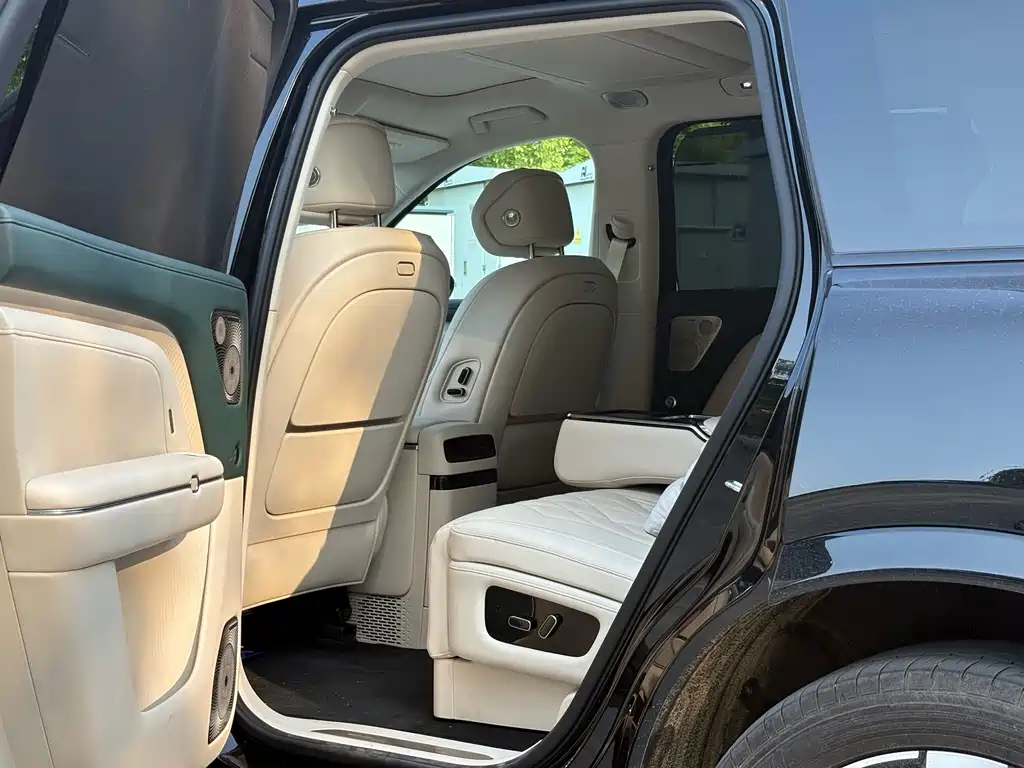 VOYAH Taishan X8 — миниатюра 10