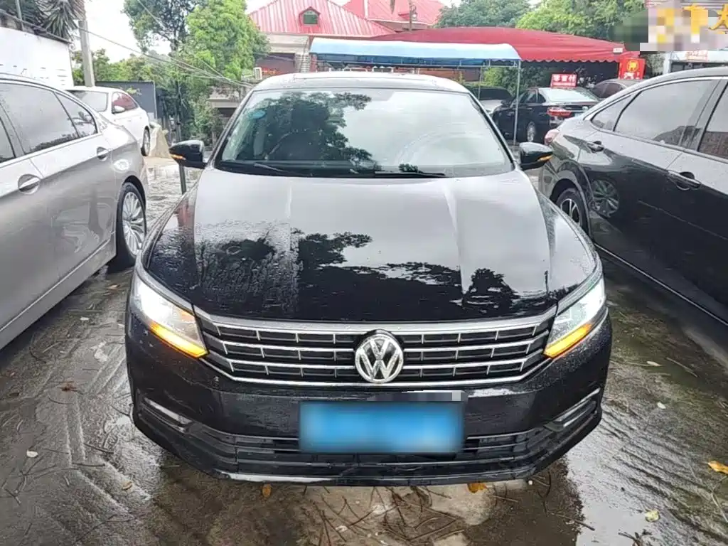 Volkswagen Passat 2017 330TSI DSG