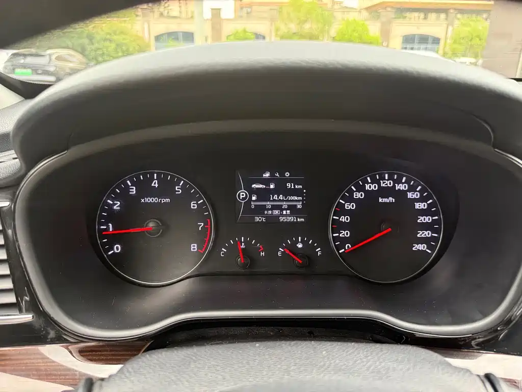 Kia K4 — миниатюра 7