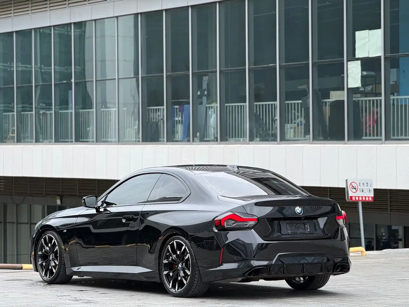 BMW M240i