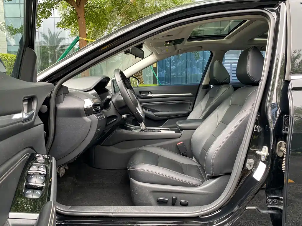 Nissan Teana — миниатюра 8