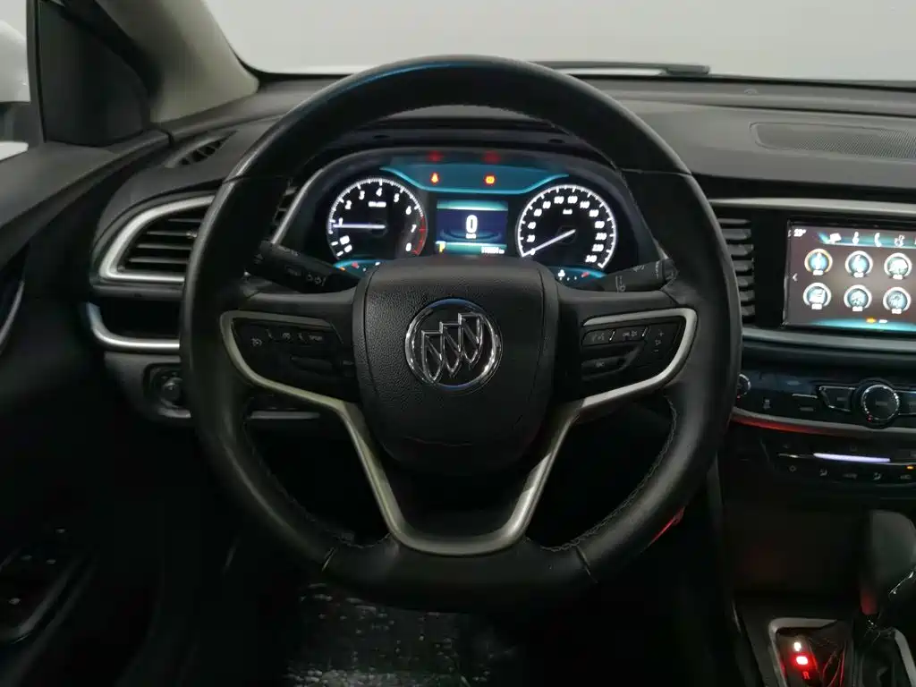 Buick Excelle — миниатюра 11