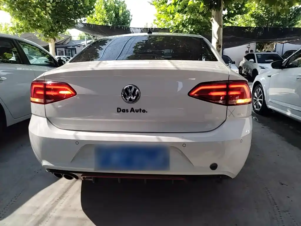Volkswagen Lamando — миниатюра 6