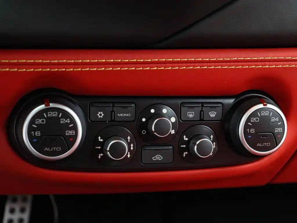 Ferrari 488 — миниатюра 14