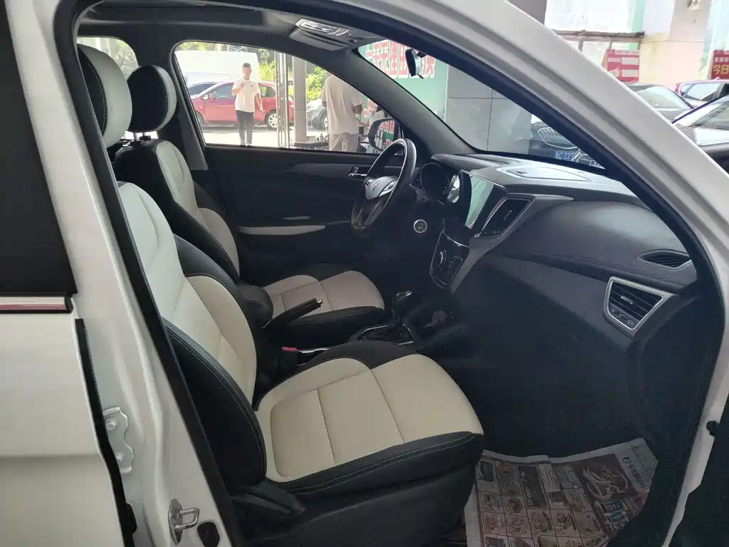 Changan CS35 — миниатюра 4