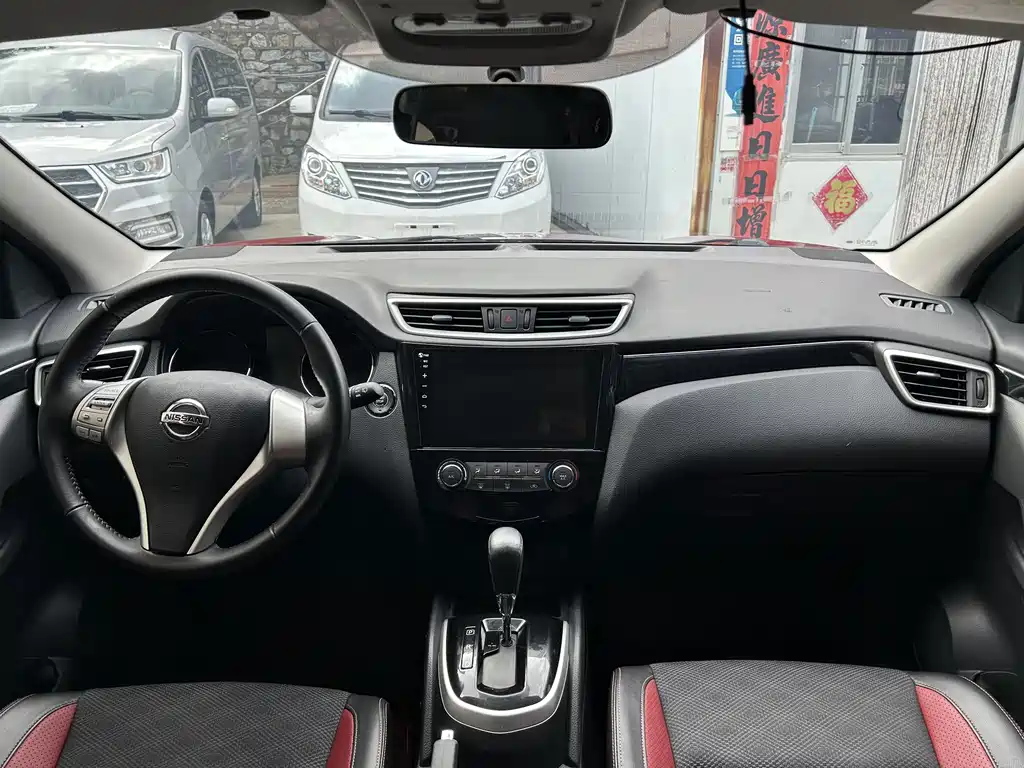 Nissan Qashqai — миниатюра 4
