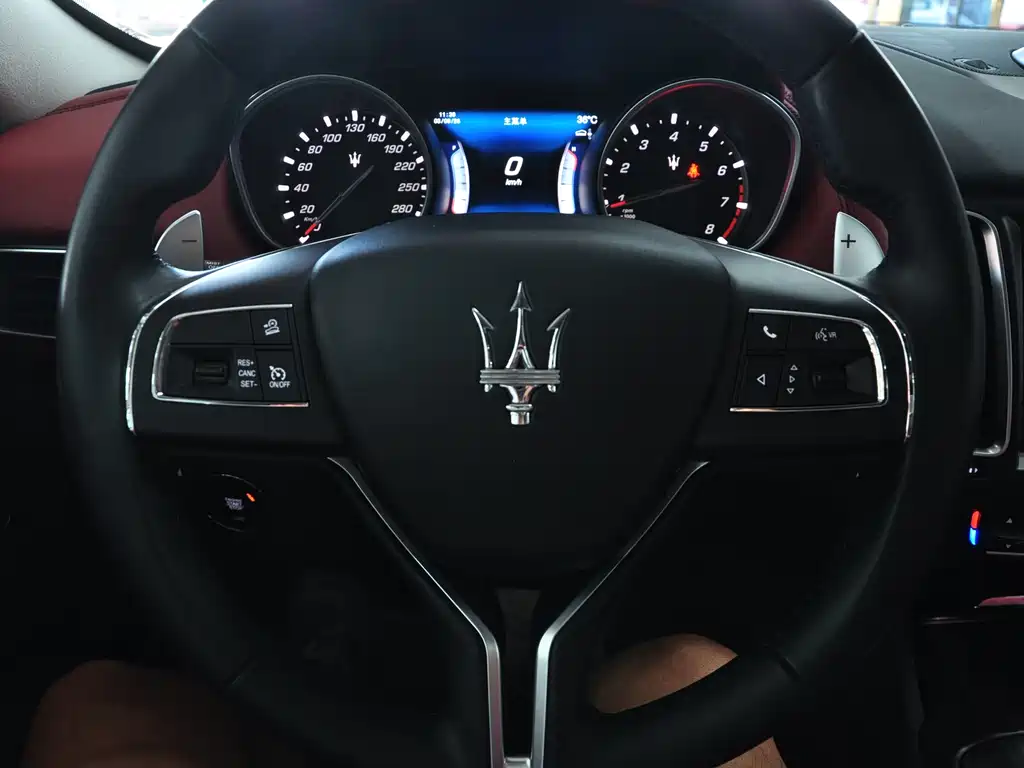Maserati Levante — миниатюра 8