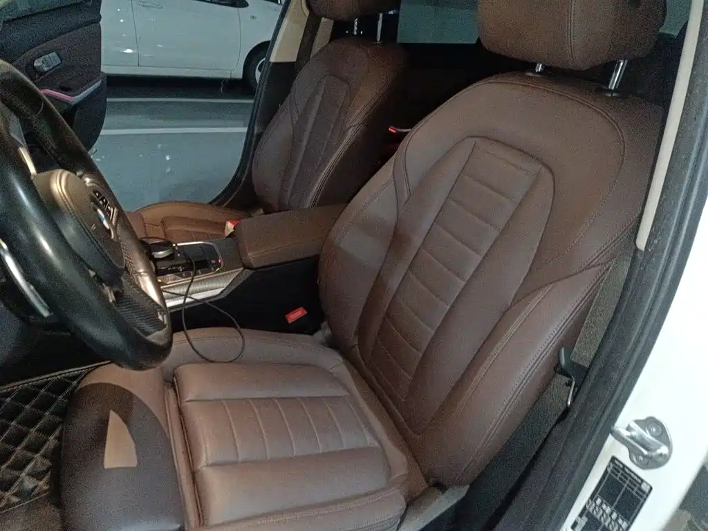 BMW 3 Series — миниатюра 8