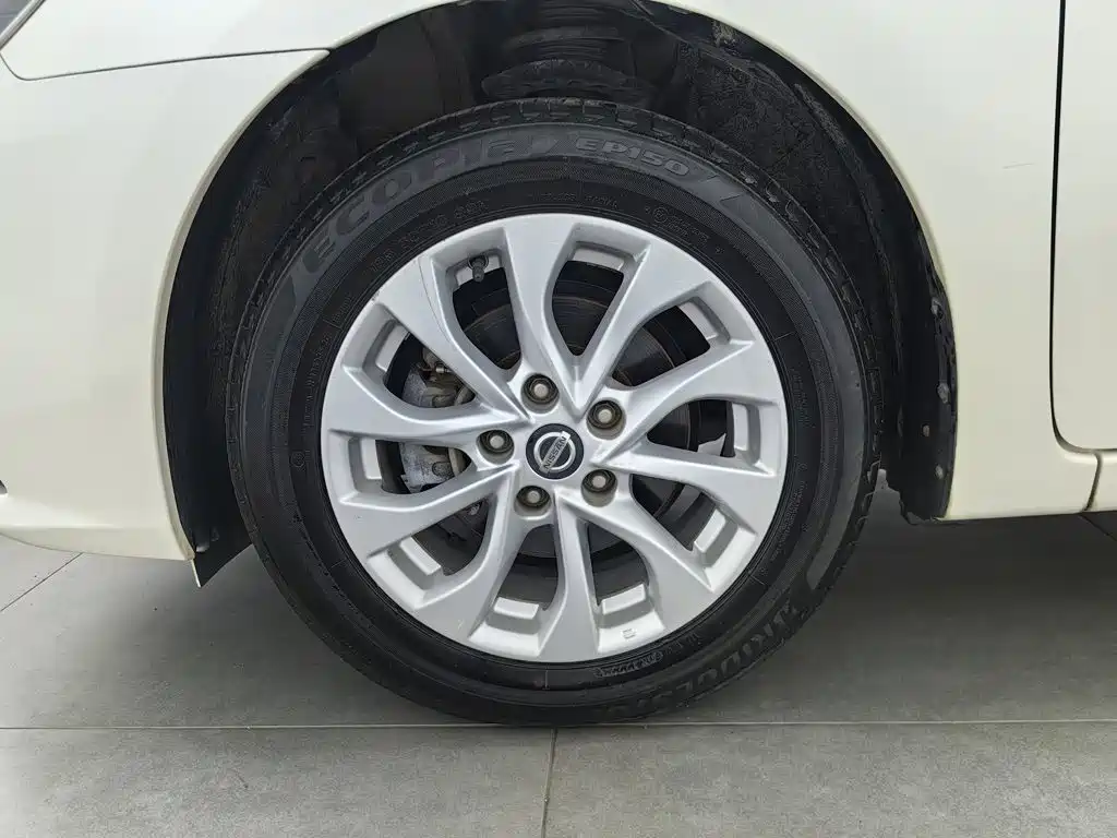 Nissan Sylphy — миниатюра 17