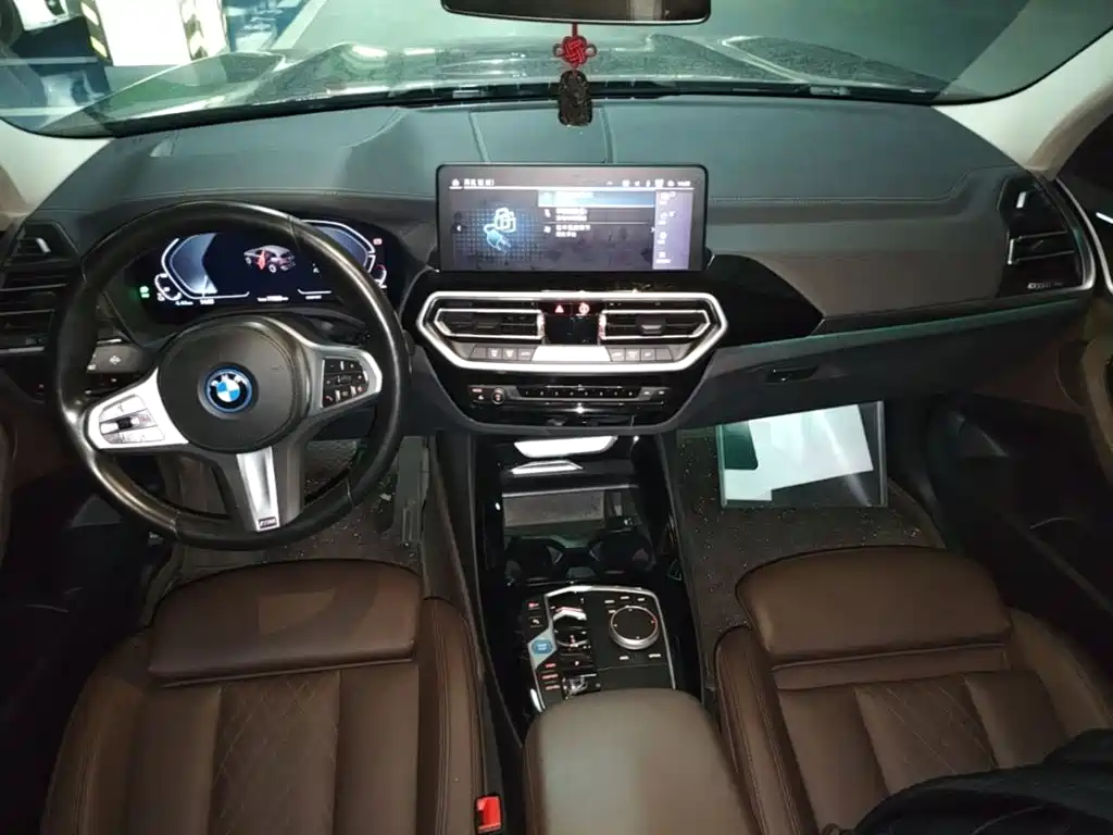 BMW iX3 — миниатюра 10