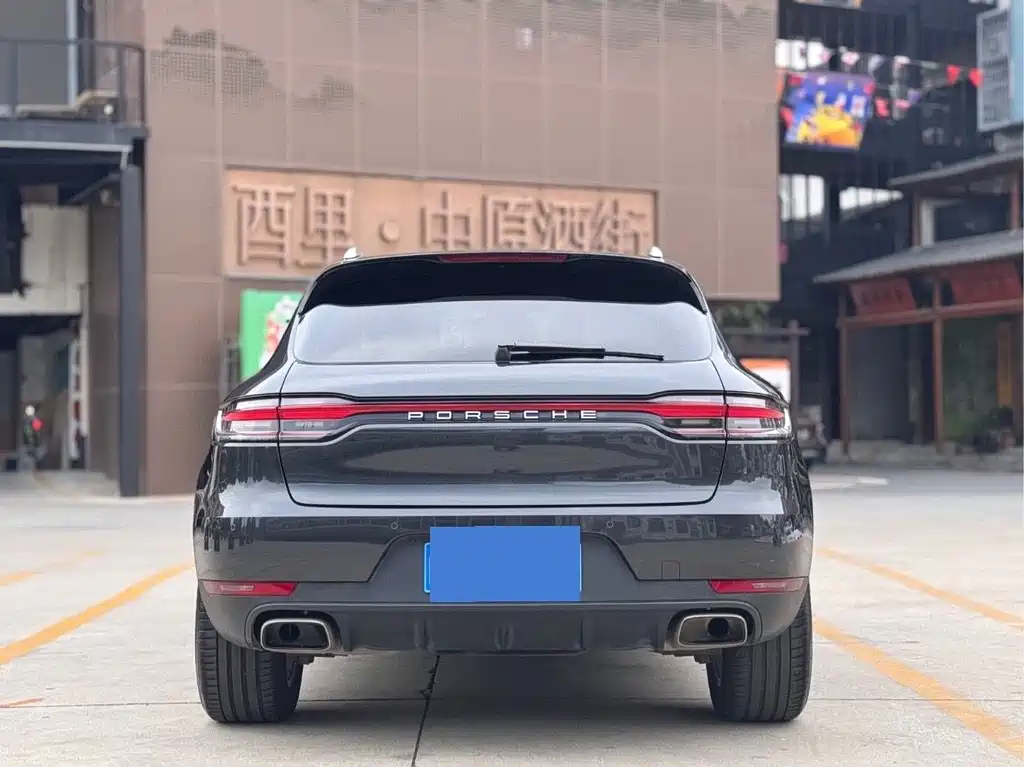 Porsche Macan — миниатюра 16