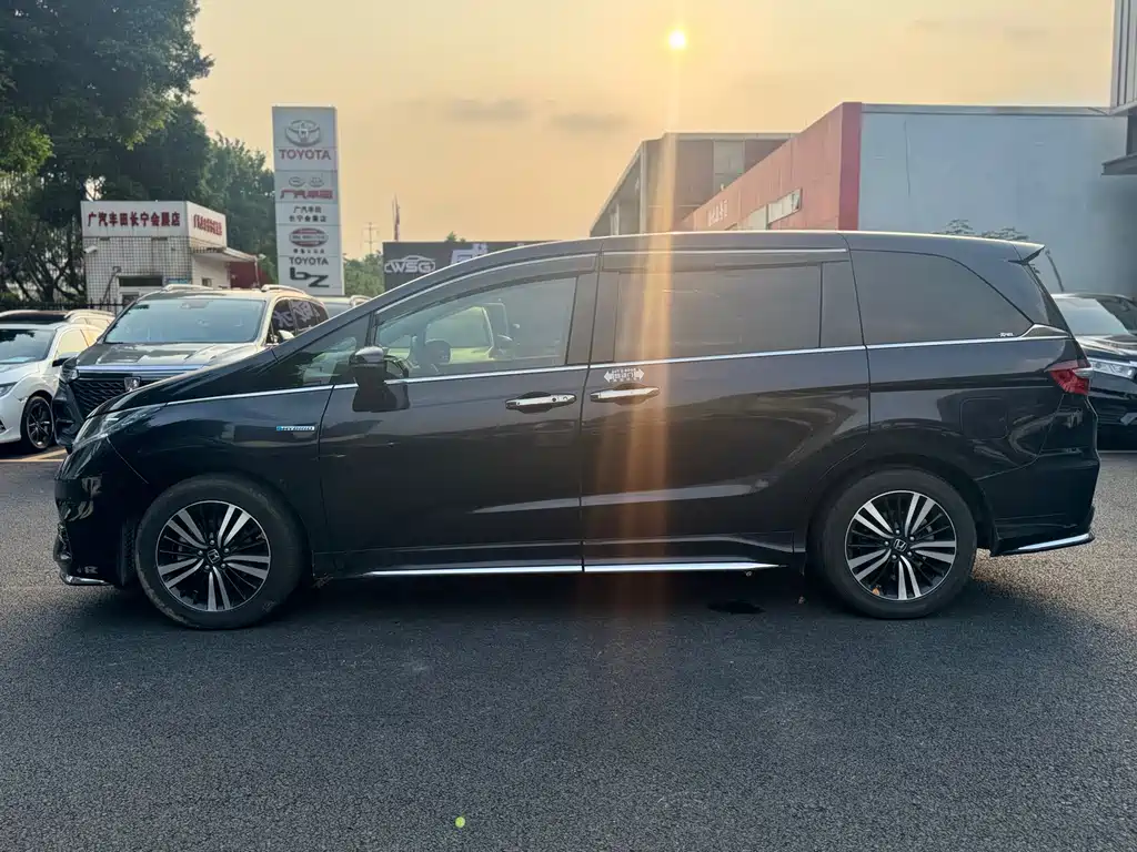 Honda Odyssey — миниатюра 4