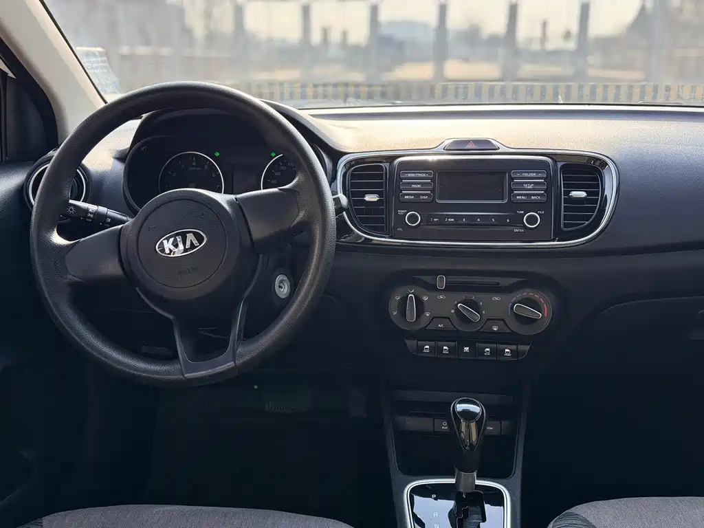 Kia Huanchi — миниатюра 18