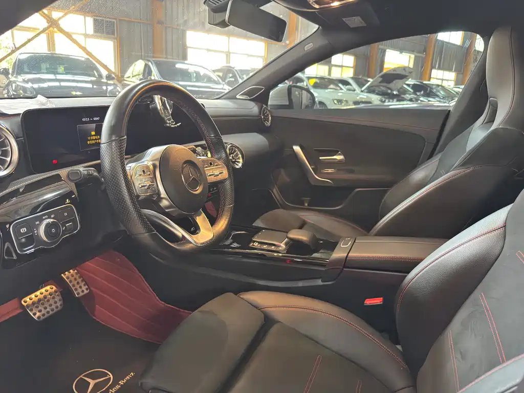 Mercedes-Benz CLA (Import) — миниатюра 4