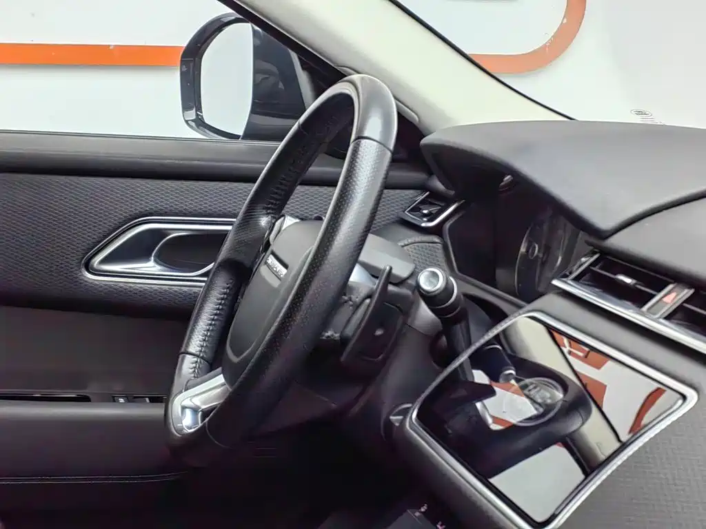 Land Rover Velar — миниатюра 22